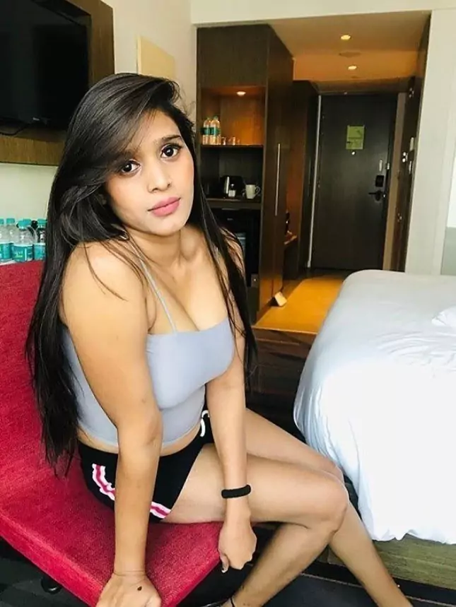 कॉल गर्ल्स सर्विस  ठासरा